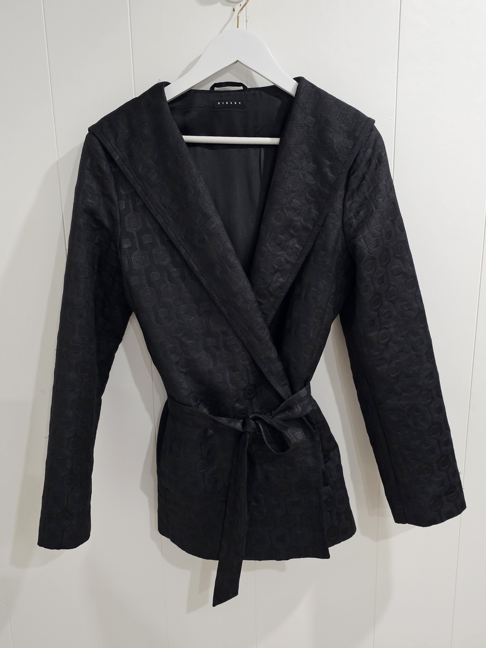 Sisley Black Geometric Jacquard Hooded Belted Coat Wrap XL-XXL - Picture 2 of 15